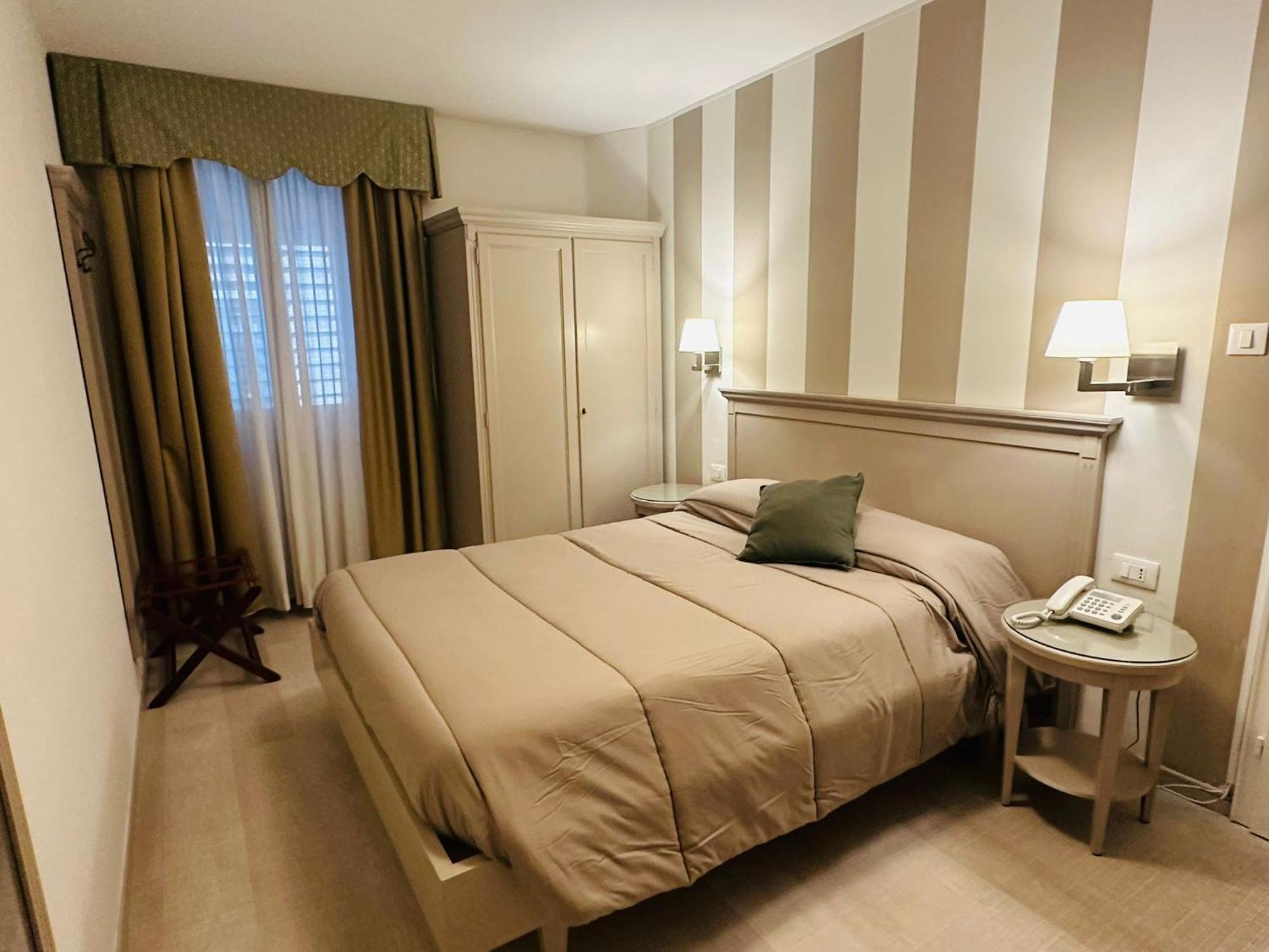 Hotel Bristol Trieste Ngoại thất bức ảnh